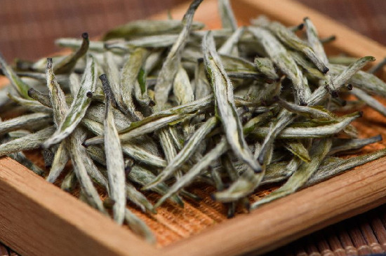 兰妃属于高档茶吗，踏雪兰妃茶最贵的多少钱一斤_兰妃属于高档茶吗，踏雪兰妃