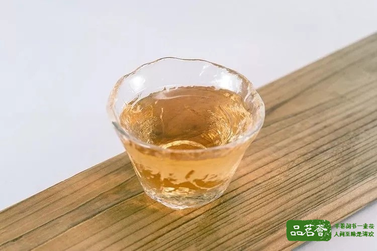 普洱生茶放久了变熟茶？生茶：与岁月无关，我仍是生茶！